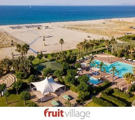 Fruit Village Le Dune Beach Hotel Mortelle